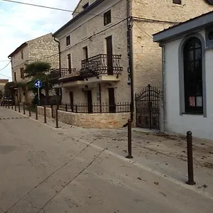 https://rooms-grof.in-istria.net
